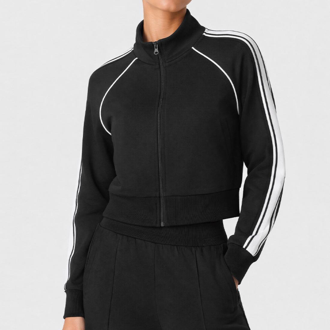 Wholesale Women's Activewear Color-Block Stand-Collar Zip Pocket Cropped Sports Jacket