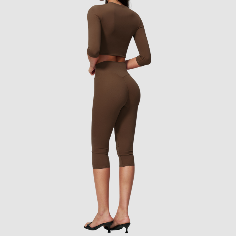 Wholesale Women's 3/4 Sleeve Crop Top & High-waisted Mid-Length Leggings Set