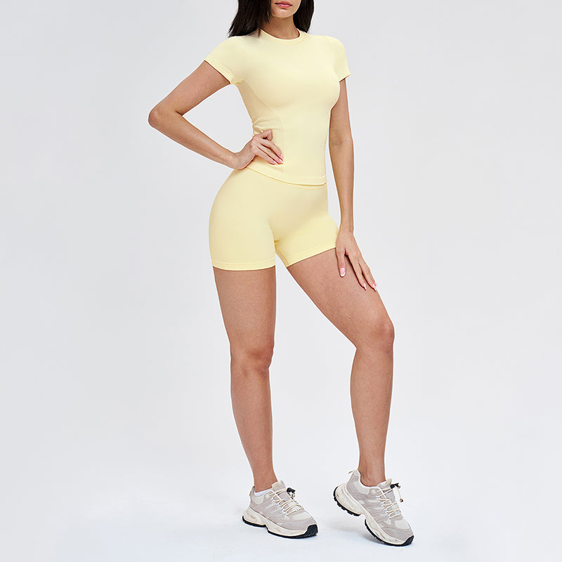 Wholesale solid color round-neck T-shirt + shorts