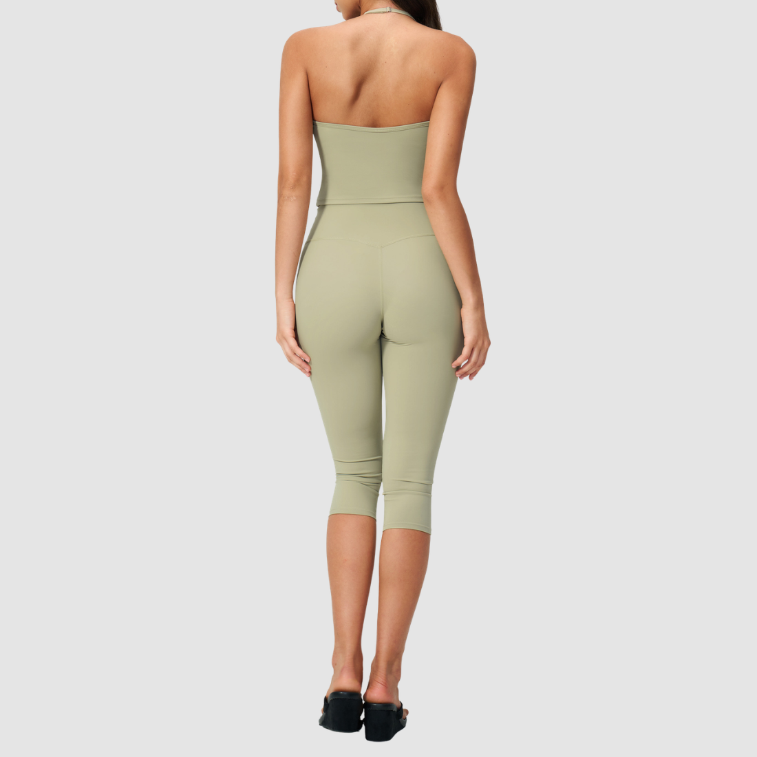 WholesaleWomen's Activewear Brushed Padded Tank & Fitted Capri-Pants Yoga Set