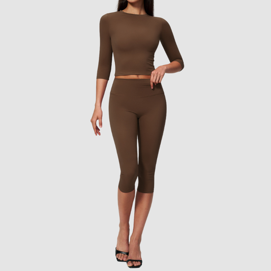Wholesale Women's 3/4 Sleeve Crop Top & High-waisted Mid-Length Leggings Set