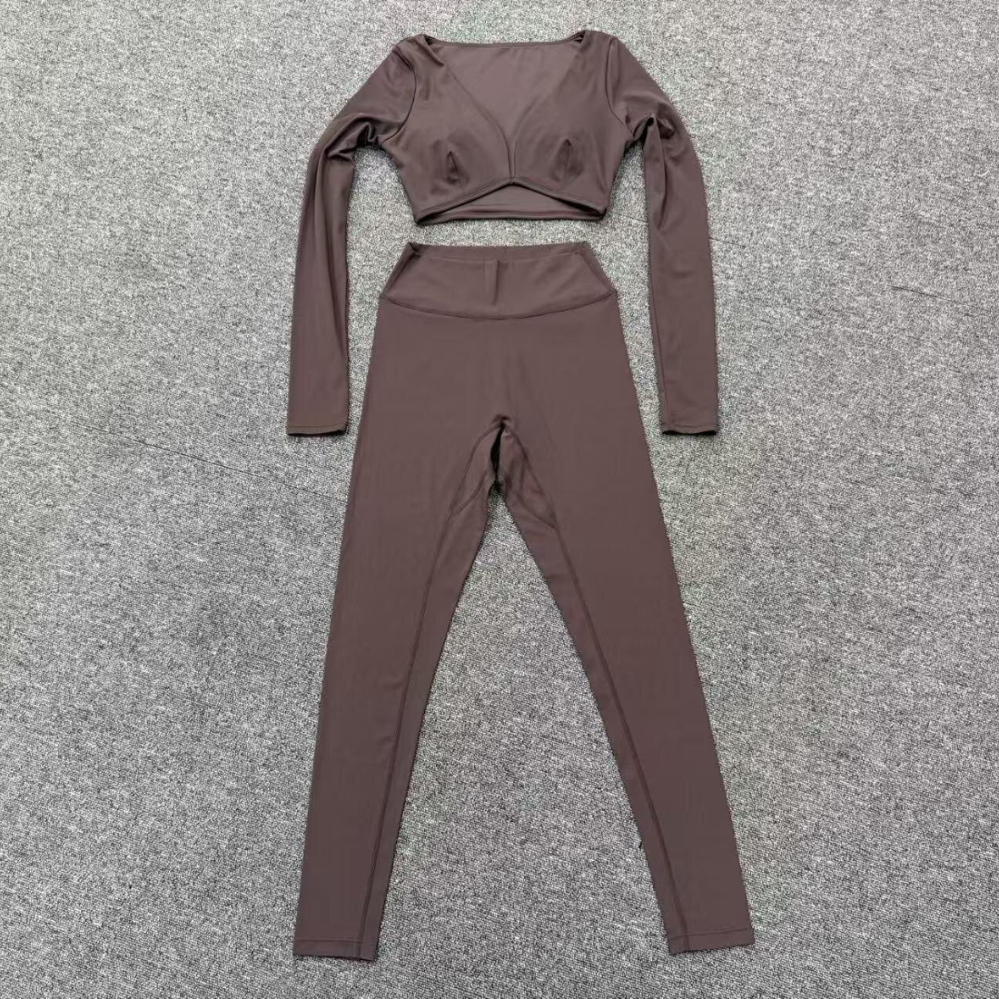 Wholesale Women's Activewear Cropped Long-Sleeve Top & High-Waist Leggings Yoga Set