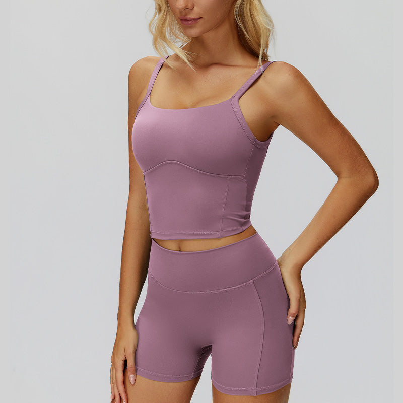 Sports vest with U-shaped+High waisted sports shorts 2-piece set
