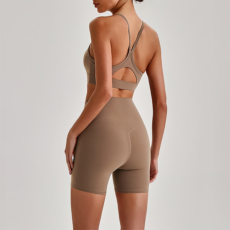Wholesale Brushed Naked-Feel Open-Back Sports Bra & High-Waist Shorts Set – Sculpting Yoga 2-Piece