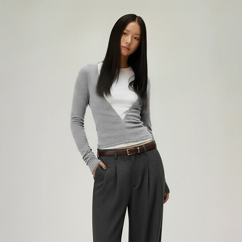 Zip adjustable V-neck slim top